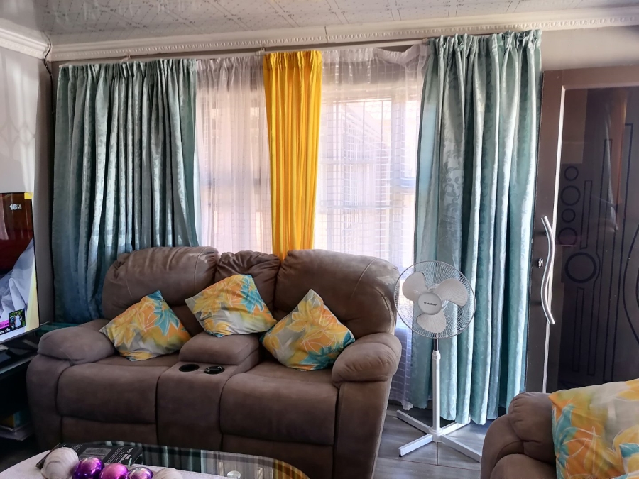 2 Bedroom Property for Sale in Bloemside Free State